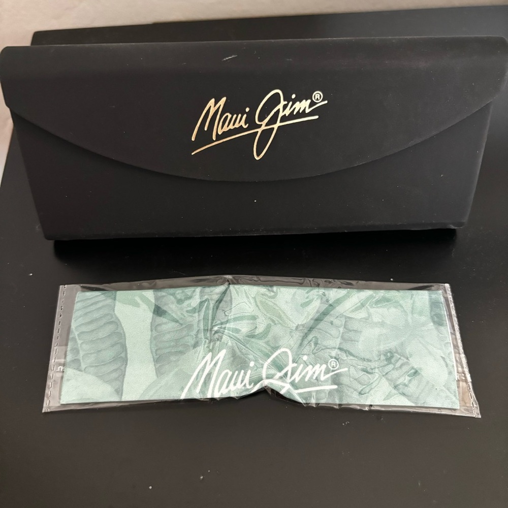 Maui Jim eyeglass sunglasses case